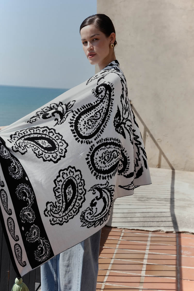 Hilo Real Shawl Black/Ivory