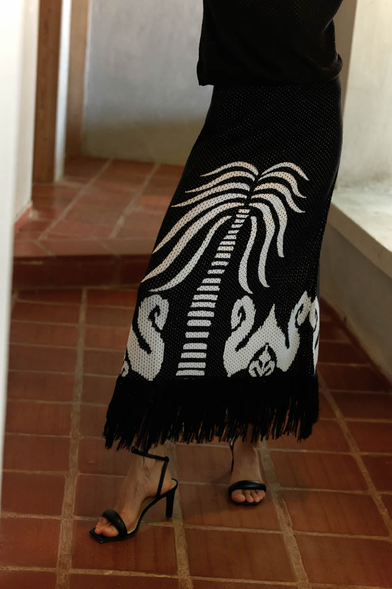 Mola Skirt Black/Ivory