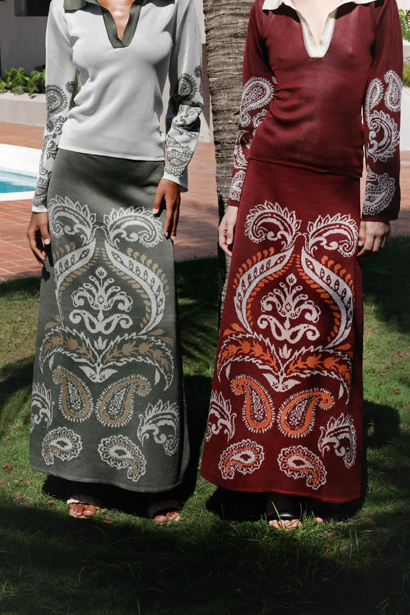 Paisley Vivo Skirt Burgundy/Ivory/Orange
