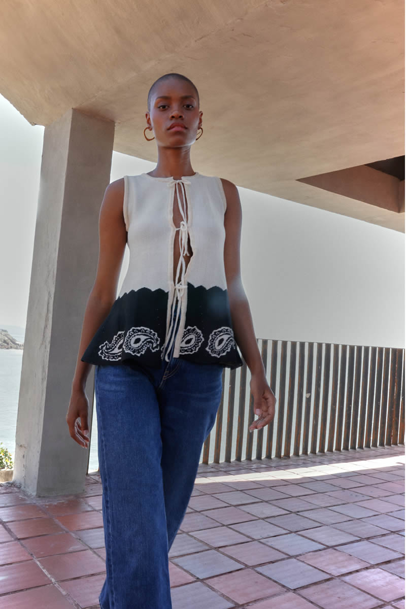 Alba Eterna Top Black/Ivory