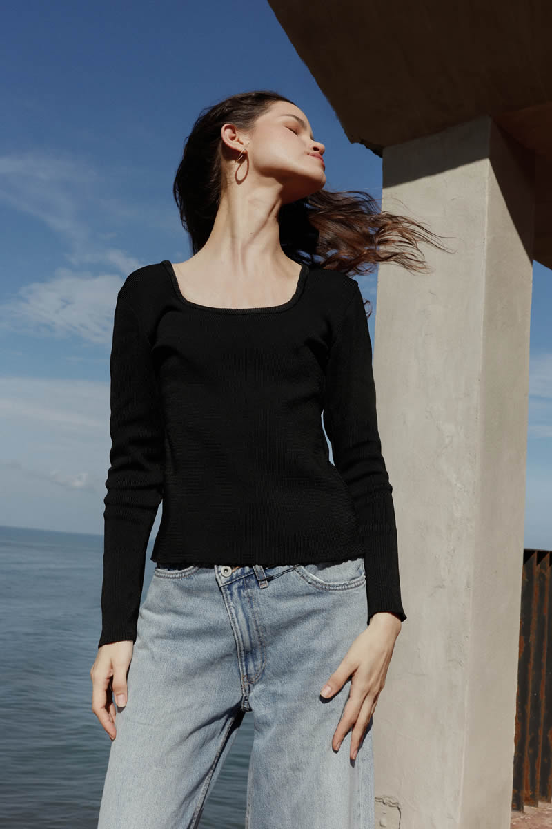 Aurora Top Black