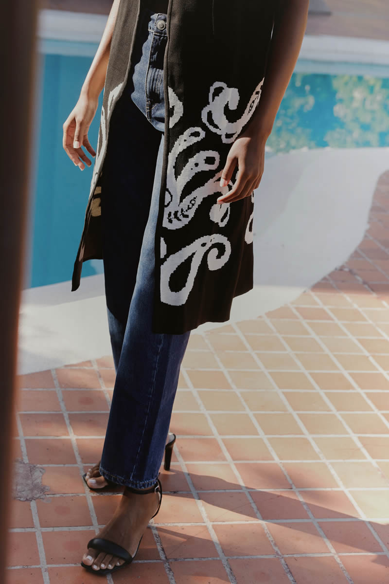 Primavera Alta Vest Black/Ivory